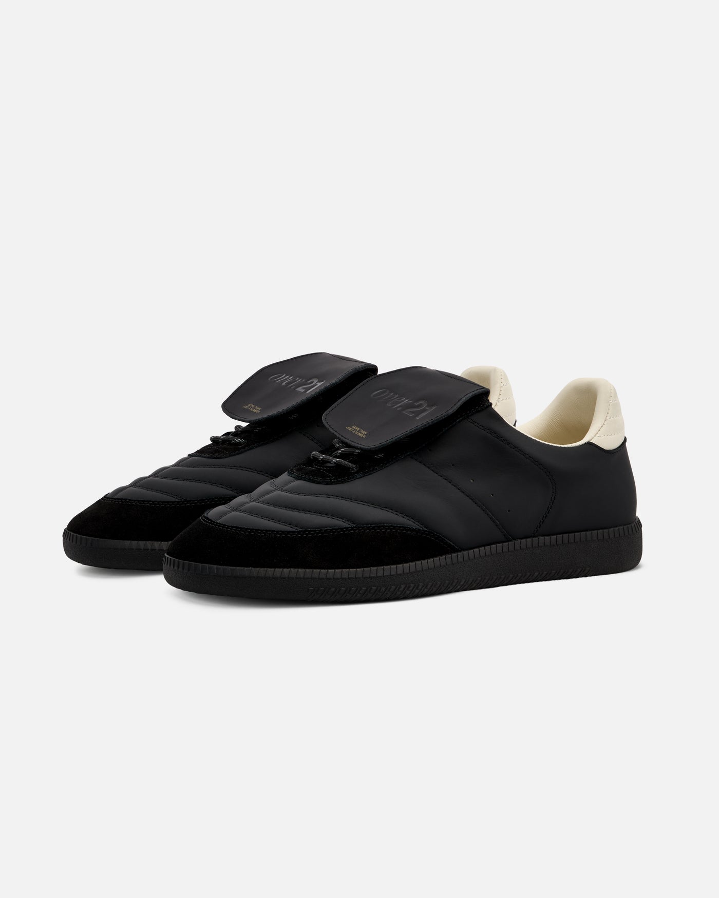 COURT COVER BLACK SOLE